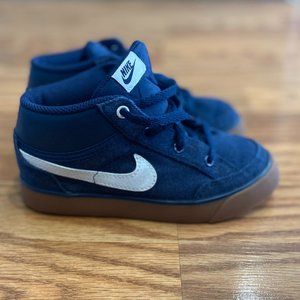 Like New Nike Capri 3 MID